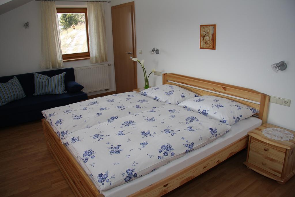 Steinerhof Daire Dobbiaco Oda fotoğraf